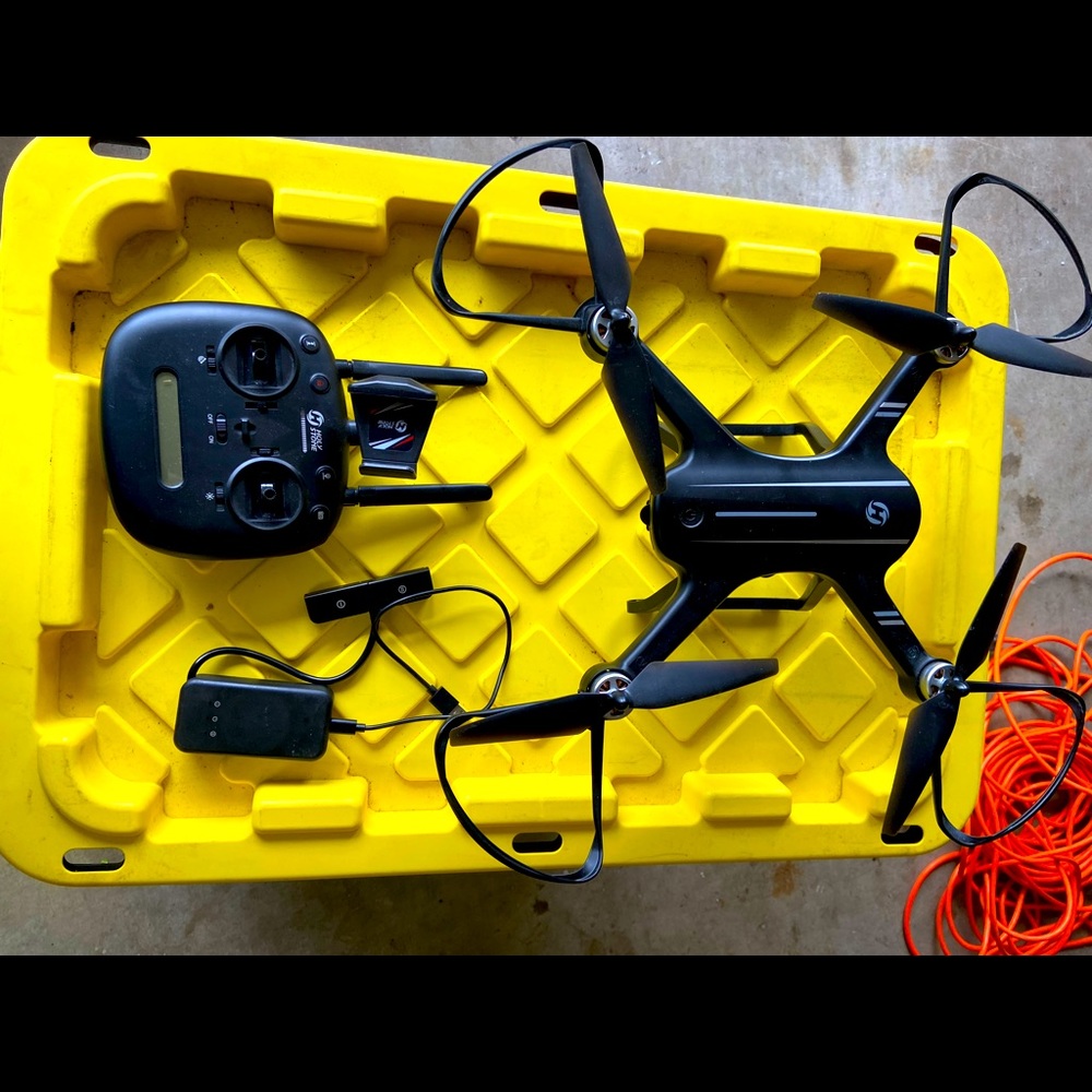 Holy Stone HS700D Drone